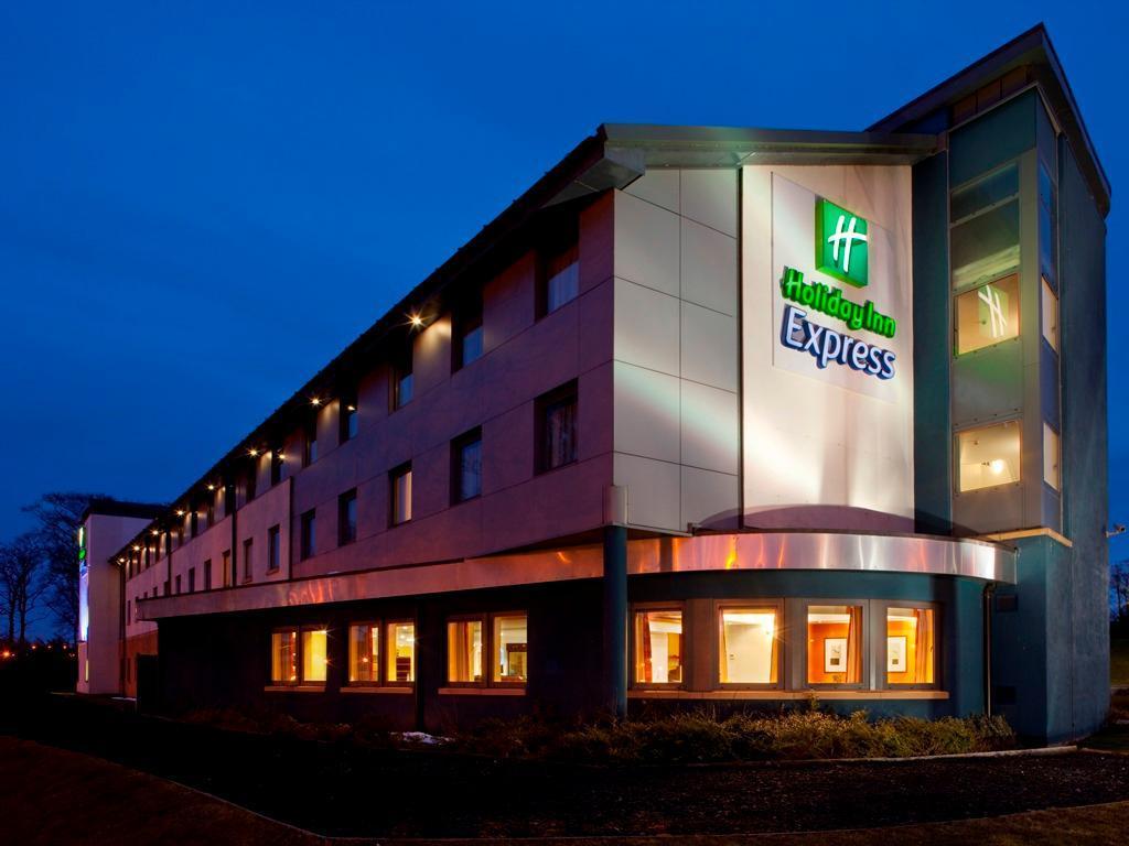 Holiday Inn Express Dunfermline By Ihg Ngoại thất bức ảnh