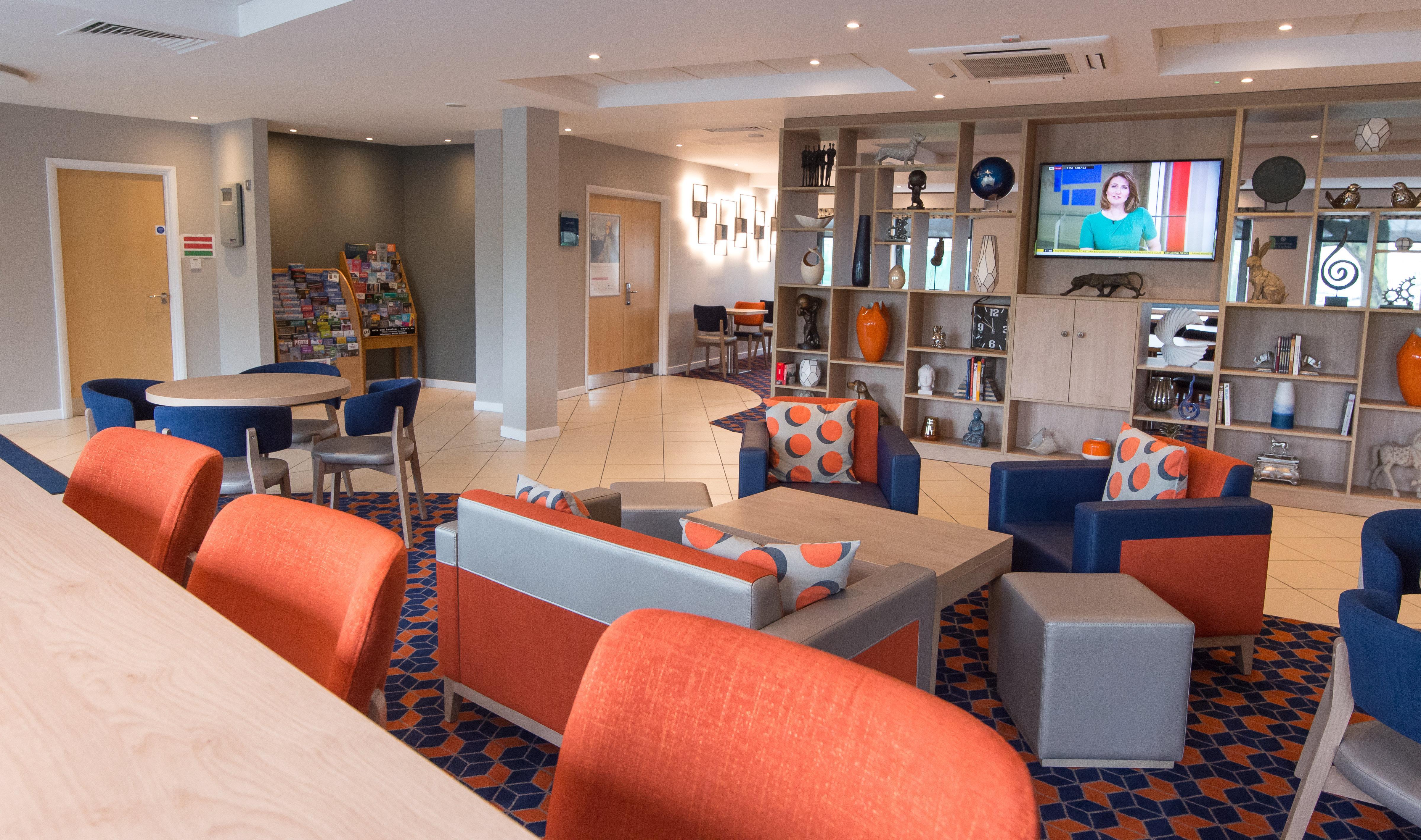 Holiday Inn Express Dunfermline By Ihg Ngoại thất bức ảnh