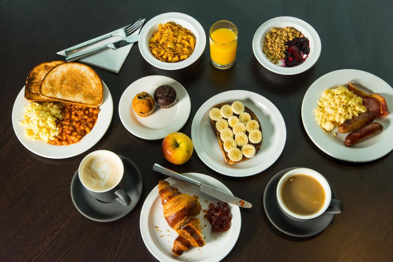 Holiday Inn Express Dunfermline By Ihg Ngoại thất bức ảnh